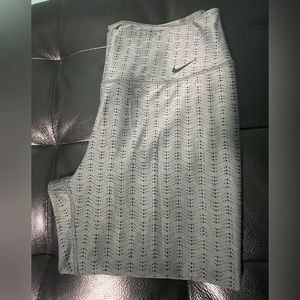 Nike Dri Fit, size M, new